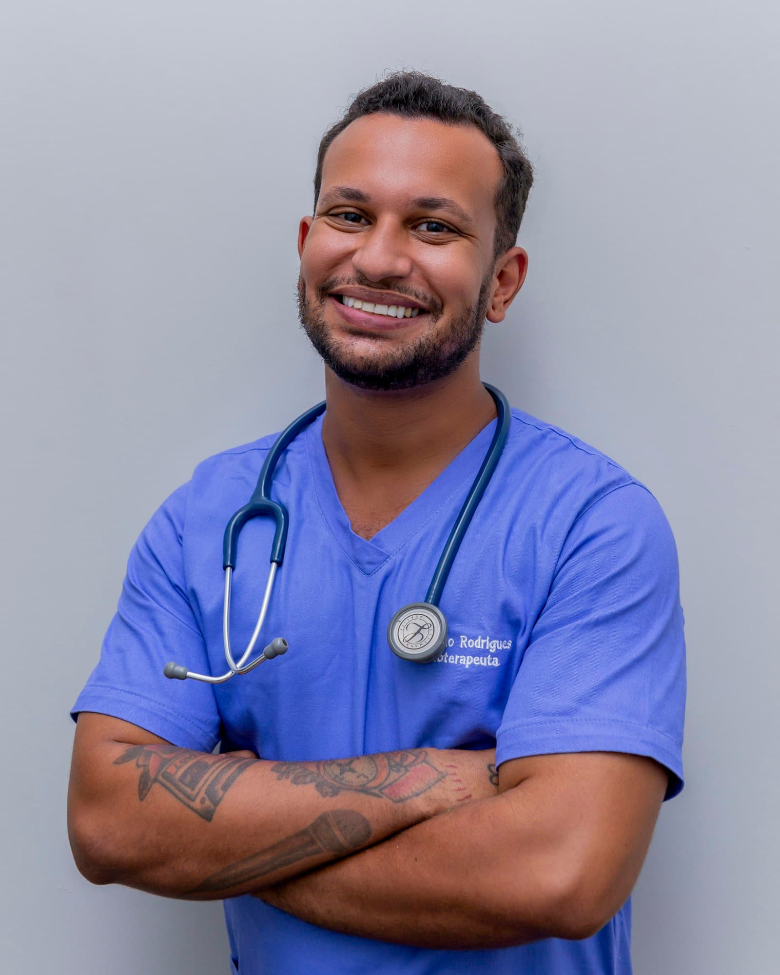 Doctor using the Mapalo Meds portal